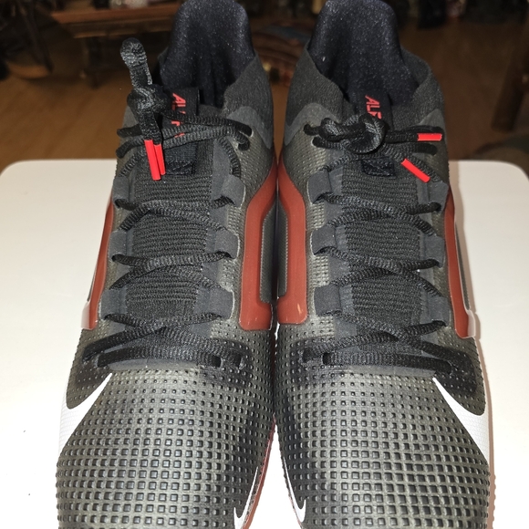 NEW! Nike Alpha Menace Pro 3 Black Red Football Cleats Men's Size 13 - Picture 3 of 8